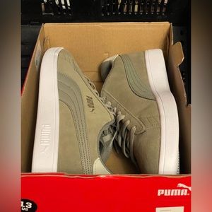 Puma Smash V2 NIB